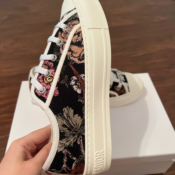 Sold-Dior walk’N’Dior sneaker multicolor embroidery - Picture 4 of 9